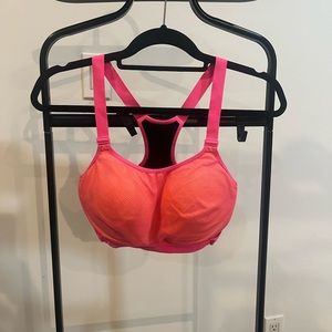 Victoria Secret High Impact Sports Bra